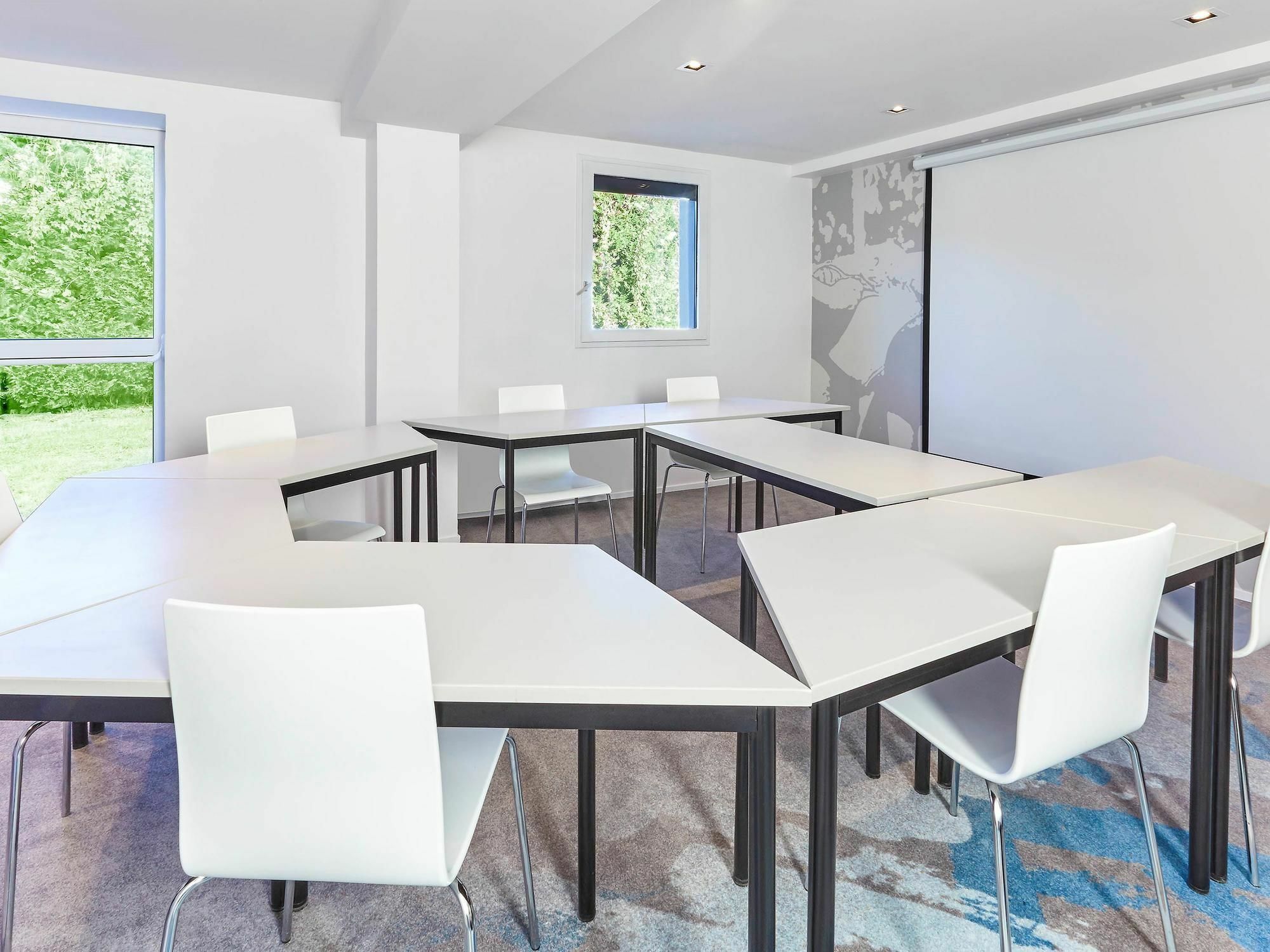 Hotel Ibis Styles Nord Sesquieres